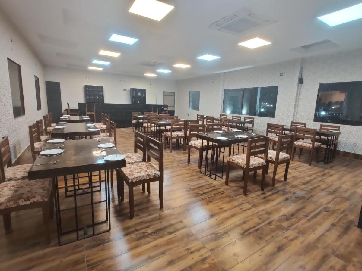 Hotel Aurelia Pearl Patna  Zewnętrze zdjęcie